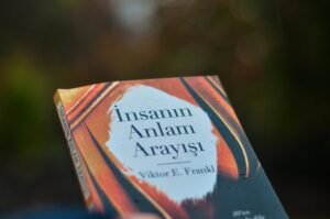 commercial signal insight bulletin